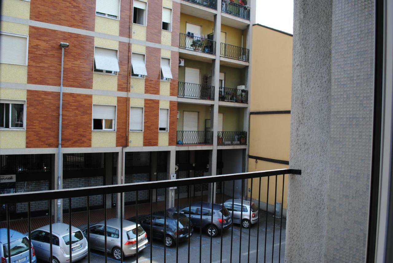 Bnbook - Galbiati Flat Лиссоне Экстерьер фото